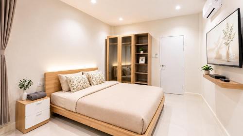 La-ngu Villa | Urban Homie 40