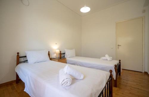 Chalandri Apartment | Urban Nest In Chalandri by MΡS