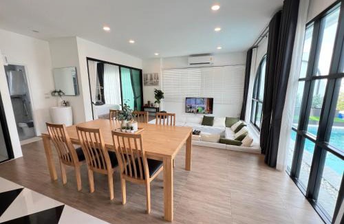 Pak Chong Villa | V Villa Khaoyai