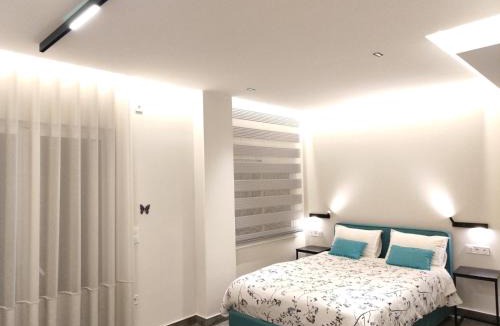 Patras Hostel | Vacations in Patra Studios