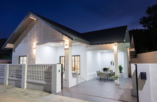 Nong Prue House | Vakantievilla "Villa Anna" by Interhome