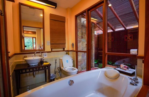 Mittaphap Hotel | Valley Garden Resort