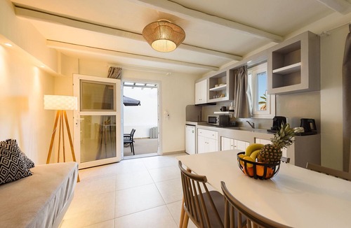 Naousa House | Vammos Luxury Apartments