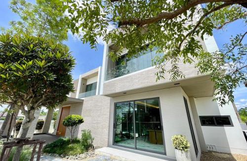 San Pu Loei Villa | Vanalux Garden Villa Chiangmai