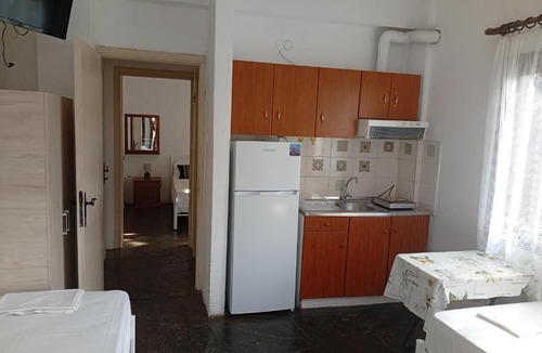 Nea Potidaia Apartment | VANGELI'S GARDEN HOUSE