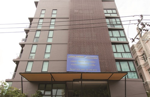 Nong Bon Hotel | Varrzon Residence Srinakarin 56