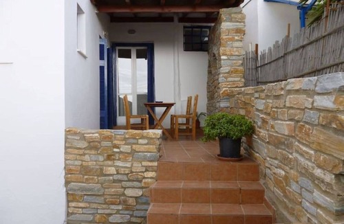 Ios House | Vasilis Ios Place Room 1