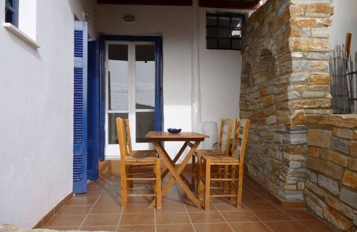Ios House | Vasilis Ios Place Room 1