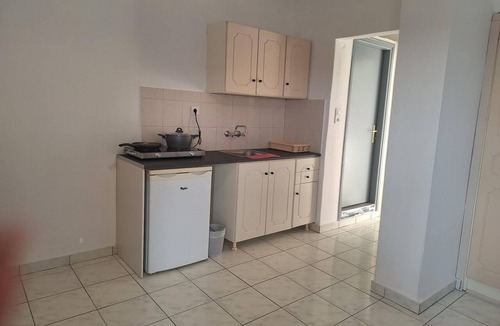 Lambi Apartment | Vasilis Studios & Apartments