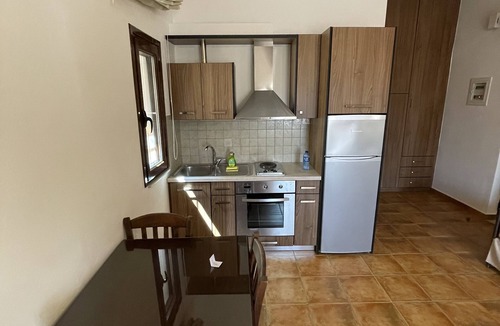 Karvelas Apartment | Vathi Hotel