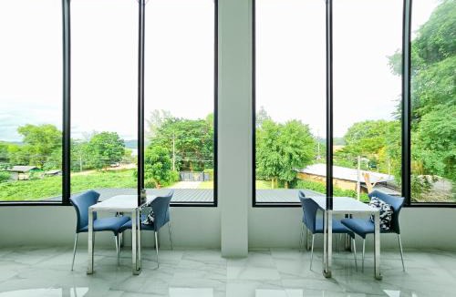 Khlong Khut Villa | Velaa pool villa