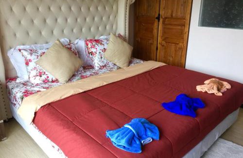 Na Chom Thian Apartment | Venetian Signature PoolAccess Resort Jomtian Pattaya - monthly also available