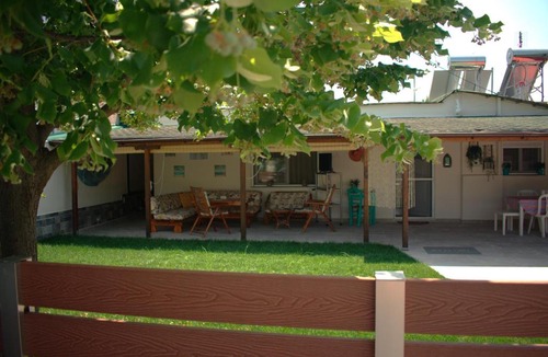Nea Mesagkala House | Verde Home