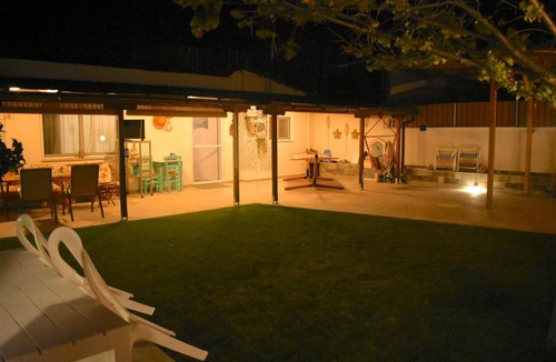 Nea Mesagkala House | Verde Home