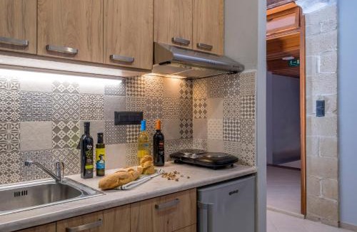 Old Town Apartment | Vereniki Suites Chania