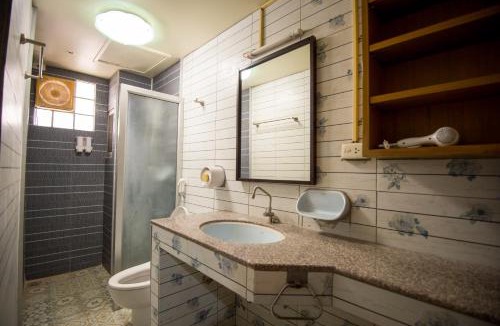 Ratchathewi Hostel | Victory Park Hostel