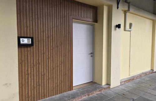 Pom Prap Sattru Phai House | Victory place 2 (Golden Mount)