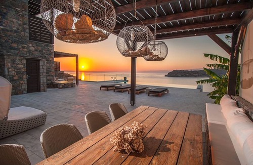 Elounda Villa | Villa ∙ 5 bedrooms ∙ 10 guests