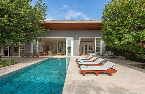 Moo 5 Villa | Villa Akasha - Artistic 1BR Luxury Pool Villa