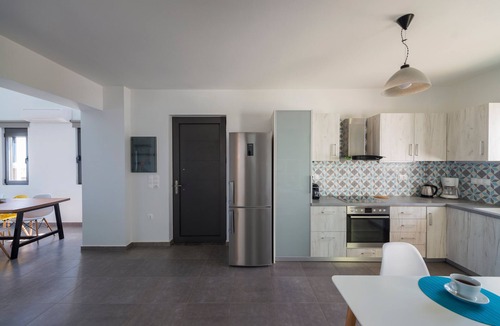 Adelianos Kampos Villa | Villa al Mare. By the beach with private sunbeds and sunshades!