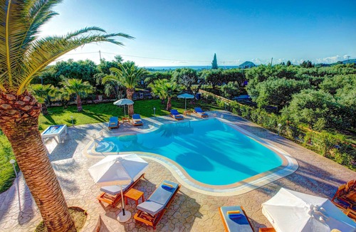 Lithakia Villa | Villa Amari by Villa Plus