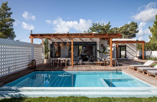 Lefkimmi Villa | Villa Ammos - Two Bedroom Villa, Sleeps 6