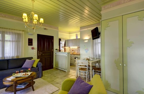 Lefokastron Villa | Villa Anthyllion in Lefokastro # apartment Anemone