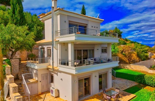 Nafplio Villa | Villa Artemis Nafplion
