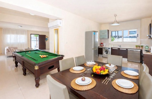 Pernera Villa | Villa Aurora - 100m from Pernera Beach