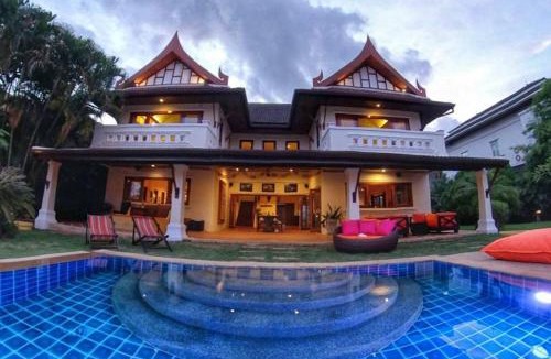 Chalong Villa | Villa Baan Joie