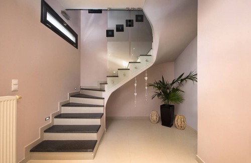 Dassia Villa | Villa Black & White Dassia
