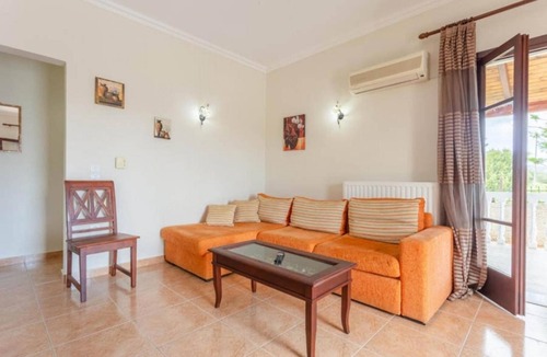 Neromilos Villa | Villa Bora with private pool