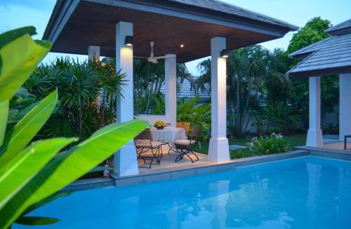 Moo 5 Villa | Villa Cannes with gym and tennis court