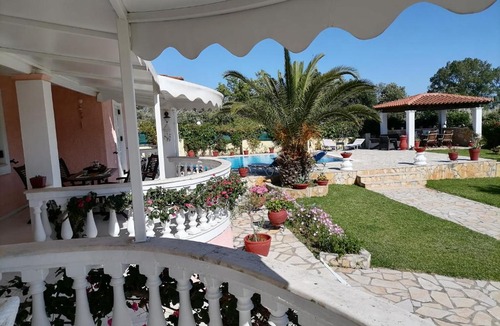Dafnata Villa | Villa Chalikouna
