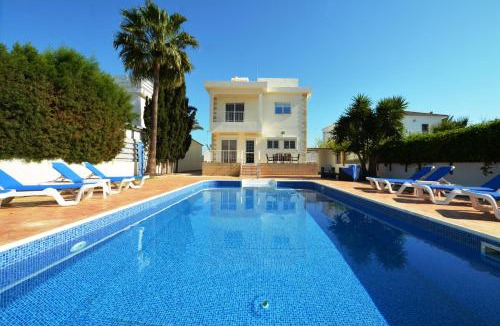 Ayia Thekla Villa | Villa Chloe