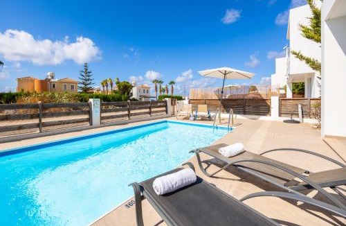 Pegeia Villa | Villa Coral Bay 4