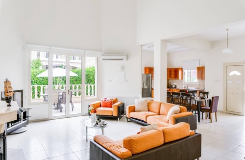 Pegeia Villa | Villa Deja Blue by Ezoria Villas