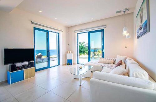 Skinaria Villa | Villa Dejavu Vrahos by Villa Plus