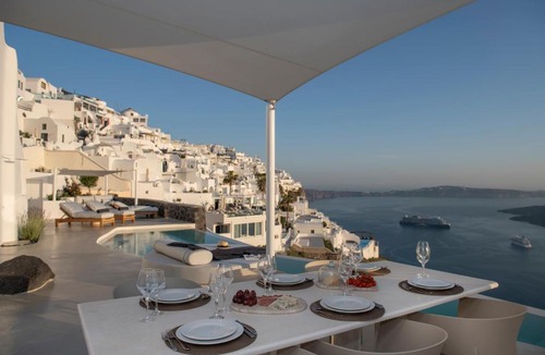Firostefani Villa | Villa Dio - An Iconic Villa Above Caldera