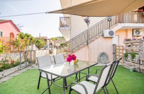Petriti Apartment | Villa Dorita