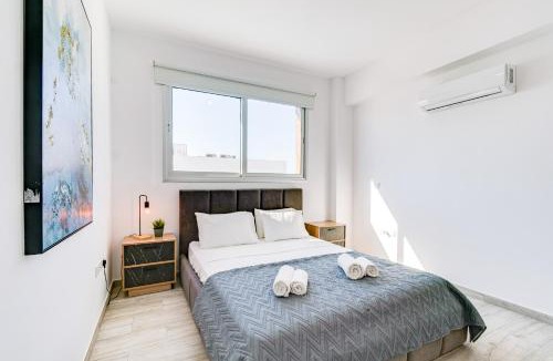 Ayia Napa Villa | Villa Elite Blu by Ezoria Villas