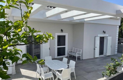 Kymi-Aliveri Villa | Villa Evanthia