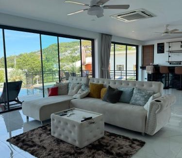 Bophut Hills Villa | Villa Fiesta, 5bd, palace
