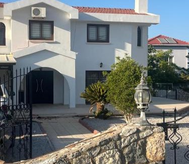 Politiko Villa | Villa for Rent