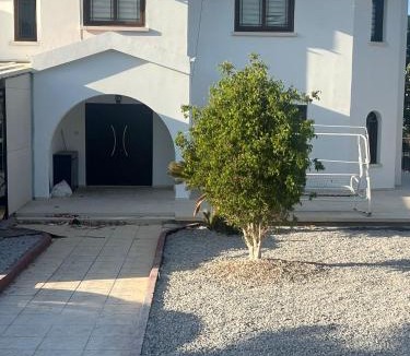 Politiko Villa | Villa for Rent