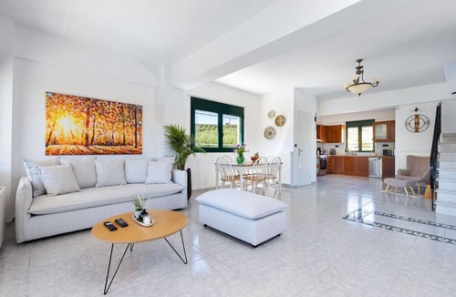 Kato Stalos House | Villa Giannari | Stalos