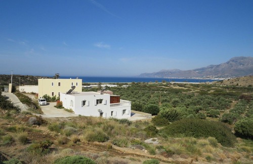 Makry Gialos Villa | Villa in Makry Gialos near Sandy Beach