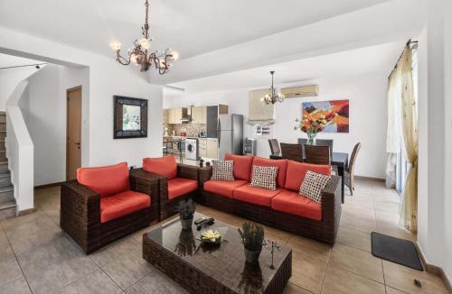 Pernera Villa | Villa Ioli - 3BR Retreat near Kalamies Beach