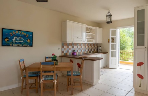 Agios Emilianos Villa | Villa Iva – The Perfect Getaway by Agios Aimilianos Beach
