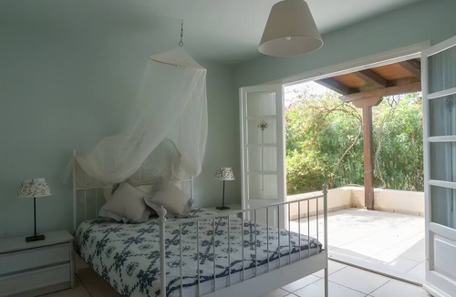 Agios Emilianos Villa | Villa Iva – The Perfect Getaway by Agios Aimilianos Beach